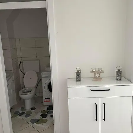 Optimum 1 - One Bedroom - In Core City Center