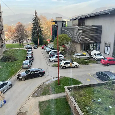 Optimum 1 - One Bedroom - In Core City Center زينيتشا