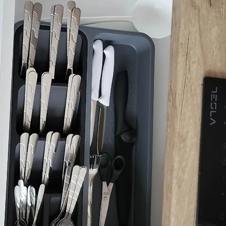 Optimum 1 - One Bedroom - In Core City Center * زينيتشا